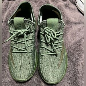 Danskin athletic shoe